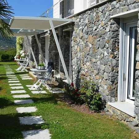 Apartment White Dream